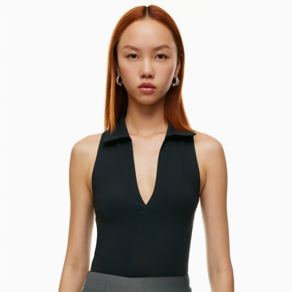 Aritzia Babaton Contour Tank
